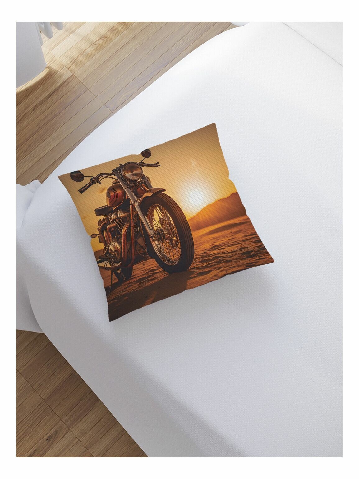 Наволочка декоративная на молнии JoyArty, чехол на подушку "Мотоцикл на закате 45х45 см , серия Мужские праздники