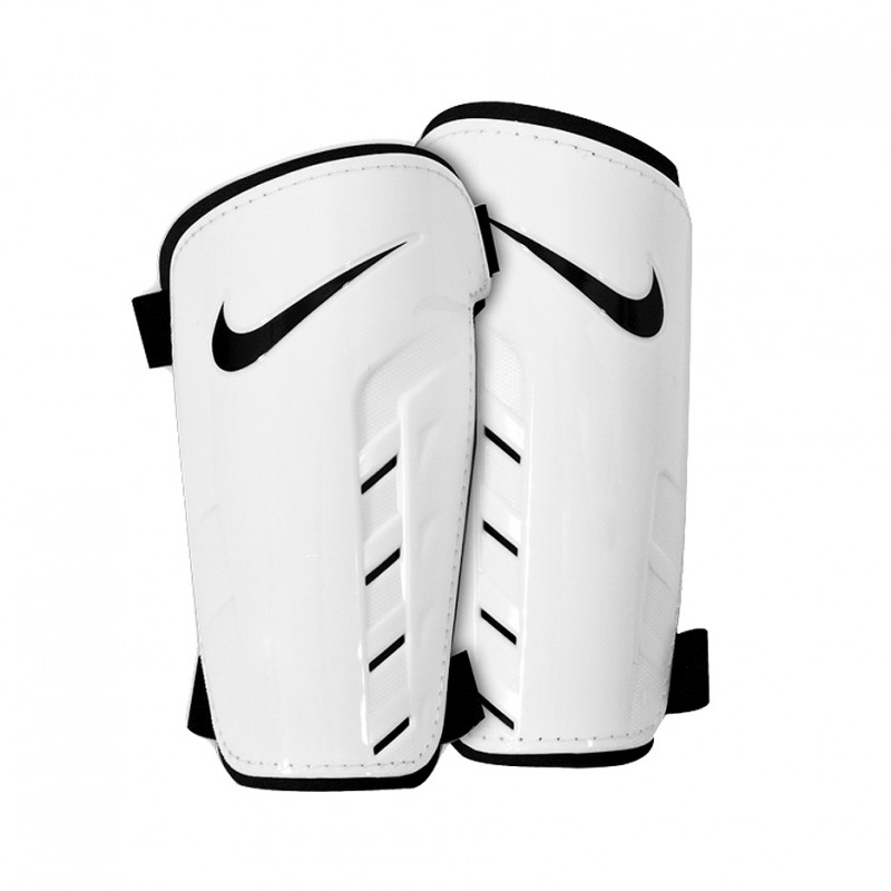 Футбольные щитки Nike Tiempo Park, размер M