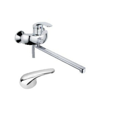 Смесителькран для ванны с душем лапковый однорычажный плоский излив из нержавеющей стали 30см картридж 40мм Comfort 3232₽