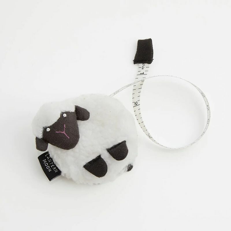 350632 Выдвижная рулетка "Белая овечка" Lantern Moon KnitPro