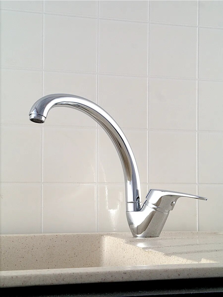 Смеситель Diadonna, для кухни, латунь, рычажное управление, поворотный излив — фото 1