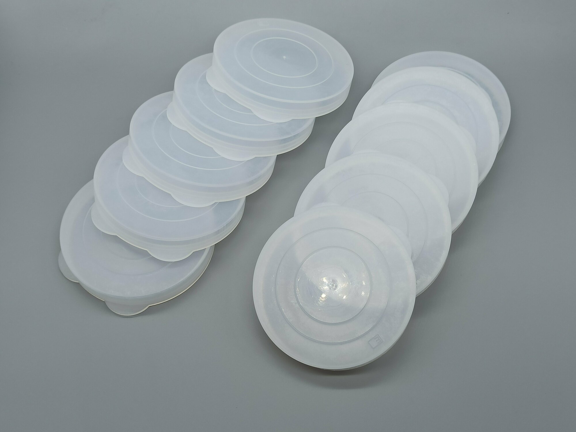 Крышки полиэтиленовые (капроновые) для стеклянных банок для закрывания пищевых продуктов 10 штук прозрачный