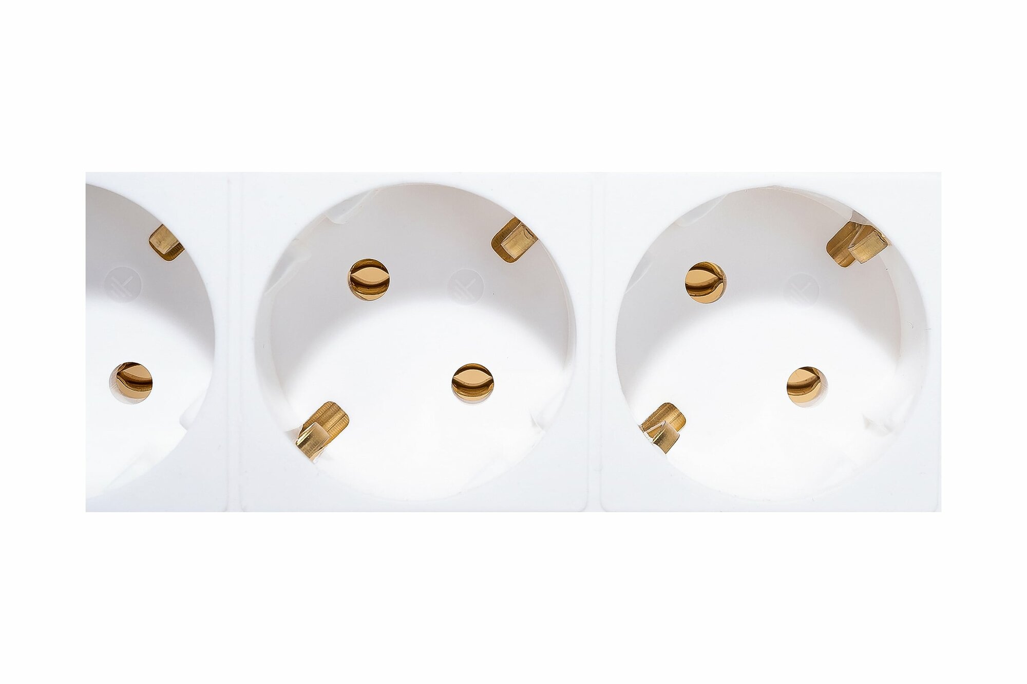 фото СОЮЗ сет. удл. ПВС 3х1 3 роз. 1.5 м 16А земля, выкл. 481S-8301 (арт. 416088)