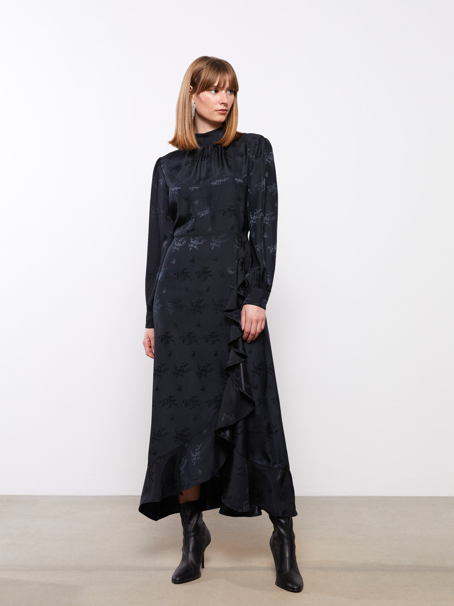 LC Waikiki, размер 44 EU, black