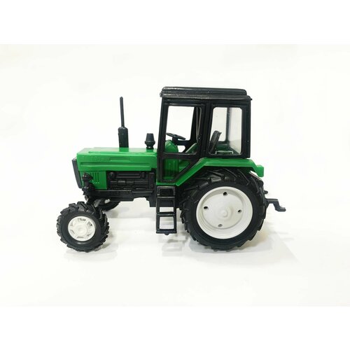 Трактор МТЗ-82 пластик 2х цветный(зелёно-черный) 1:43 160054