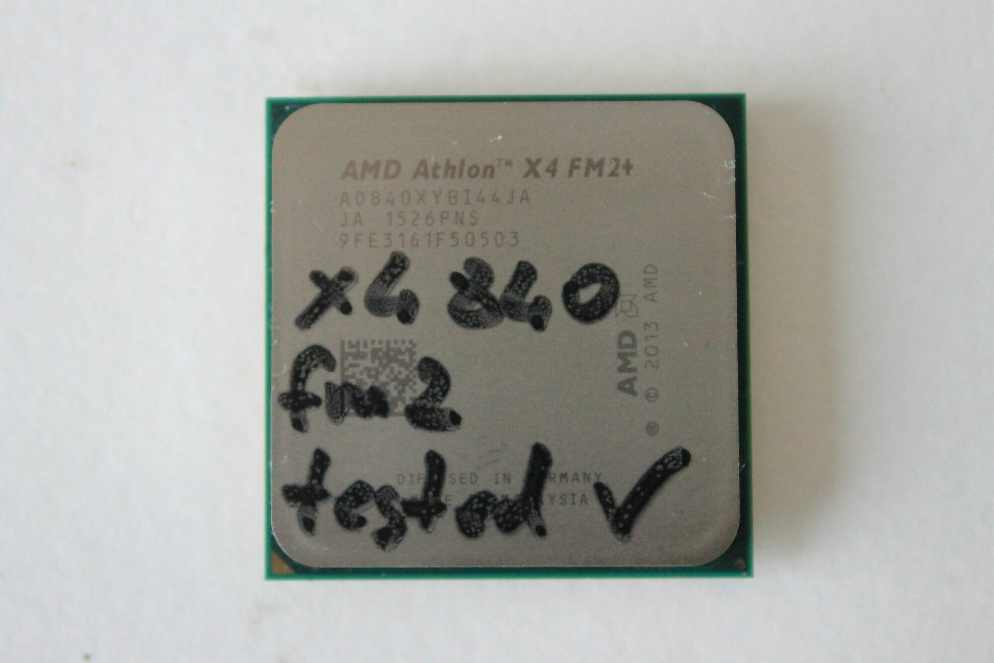 Процессор AMD Athlon X4 840 FM2+ 4 x 3100 МГц
