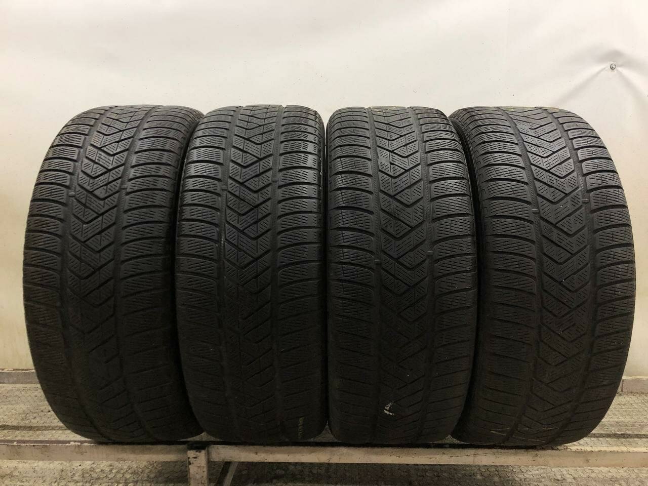 Pirelli Scorpion Winter 255/55 R19 БУ Шины Зимние