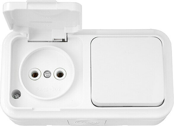 Блок выкл. 1 клав. + розетка (открытая б/з брызг. защ.) белая Пралеска Аква Bylectrica (IP54) (В-РЦ-653)