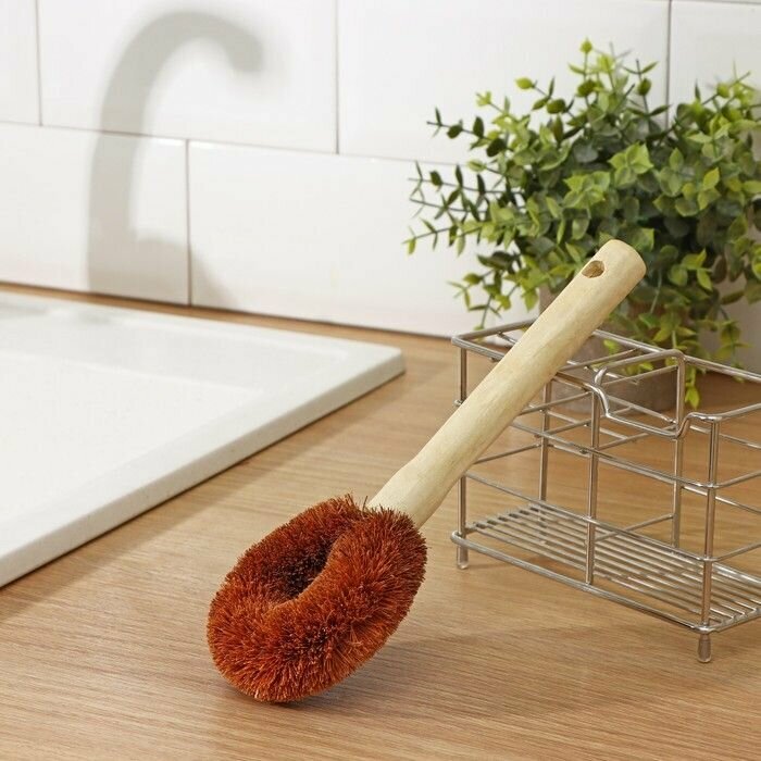 Щётка для чистки посуды, 8 4,5 23 см, щетина кокос, деревянная ручка