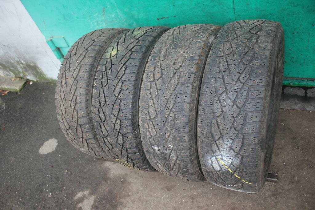 215/60 R17 109/107 Nokian Hakkapeliitta C3