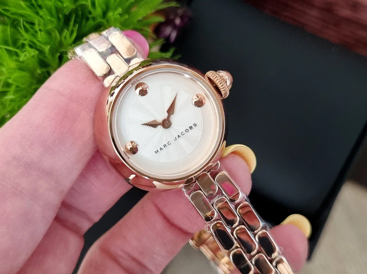 Наручные часы MARC JACOBS, золотистый