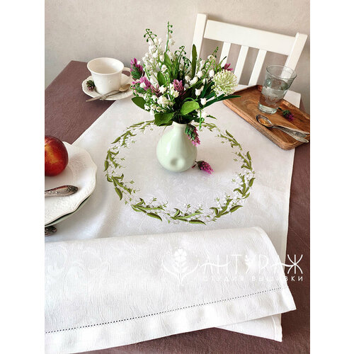 Текстильный сувенир - Дорожка на стол с вышивкой Ландыши 50x150 ANTURAG VISHIVKA 2990₽