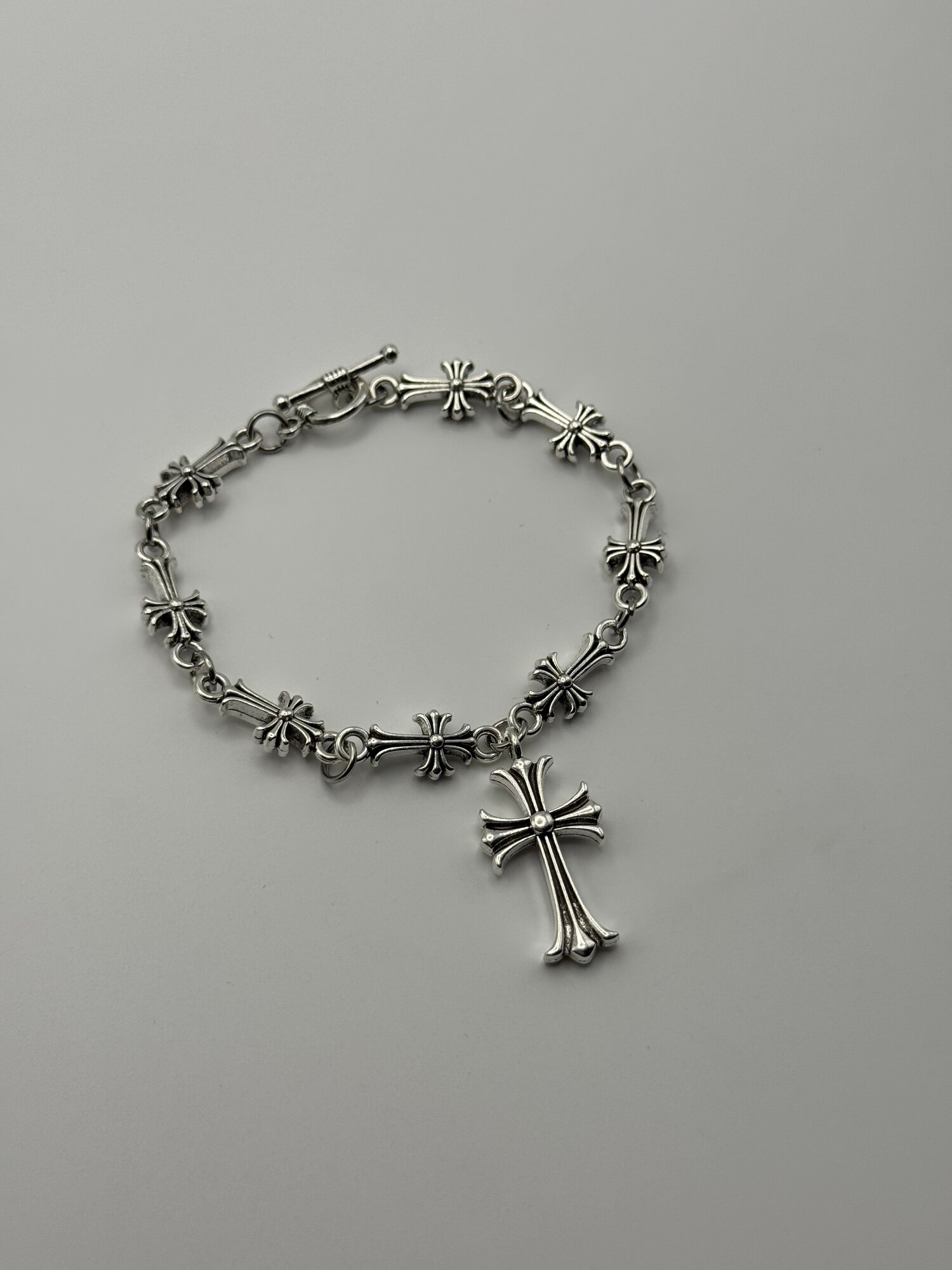 Плетеный браслет