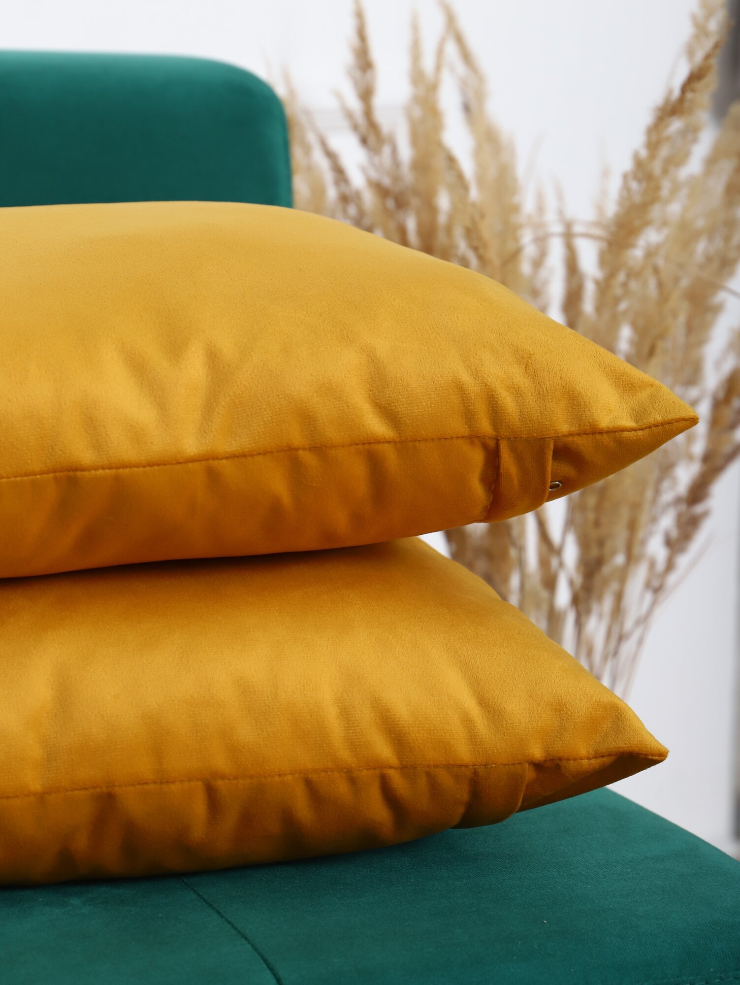 Подушка декоративная 40х40 см на диван 2шт с наволочкой на молнии со съемным чехлом, для гостиной детской спальни горчичная - фотография № 9