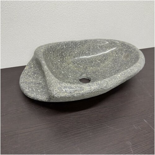 Раковина из натурального камня