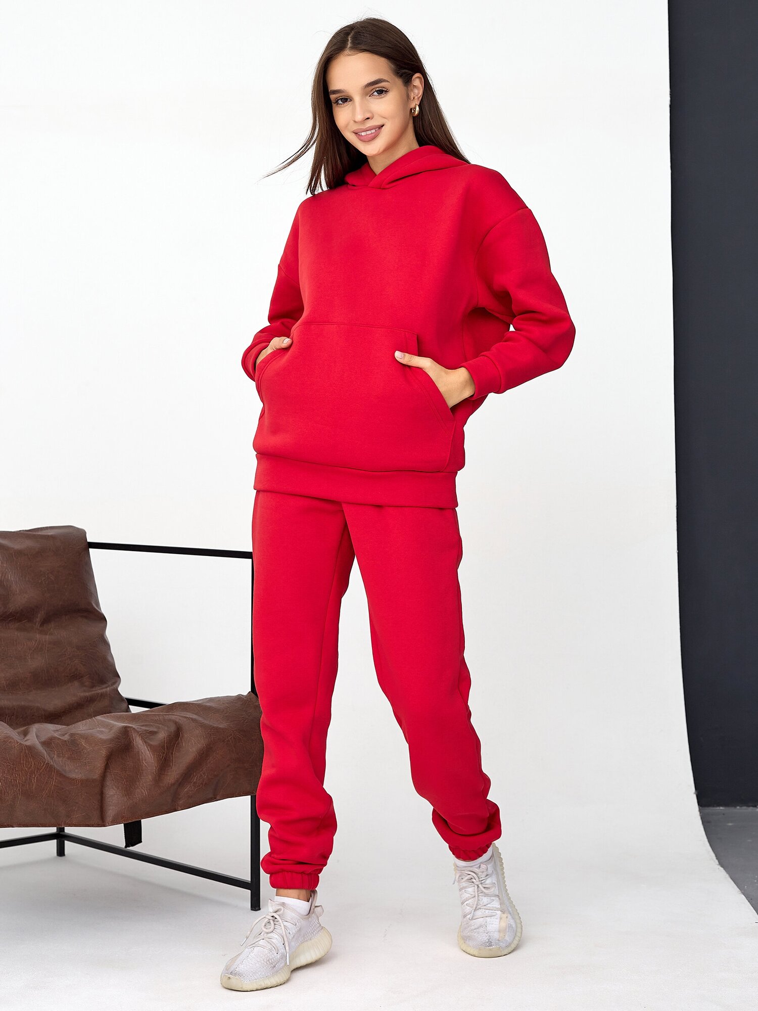 Костюм Промдизайн, толстовка и брюки, спортивный стиль, оверсайз, утепленный, размер 50, красный - фотография № 2