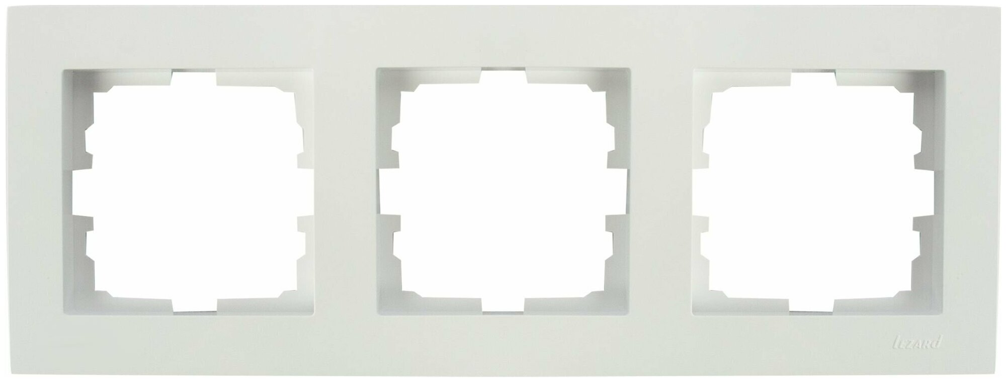 Рамка для розеток и выключателей Vesna 3 поста горизонтальная цвет белый