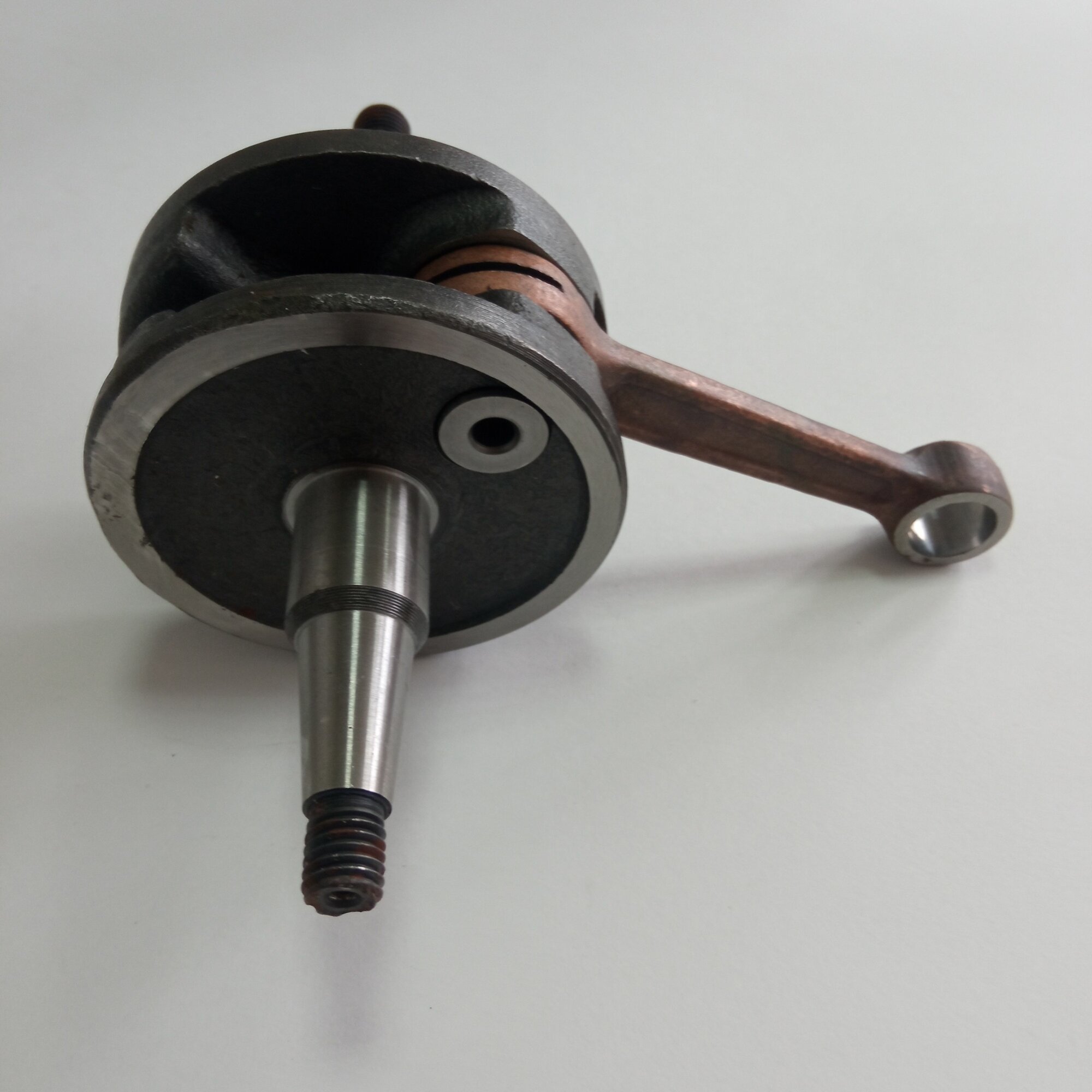 Коленчатый вал трамбовок BS50 BS60 2 BS65Y двигателя WM80 — фото 1