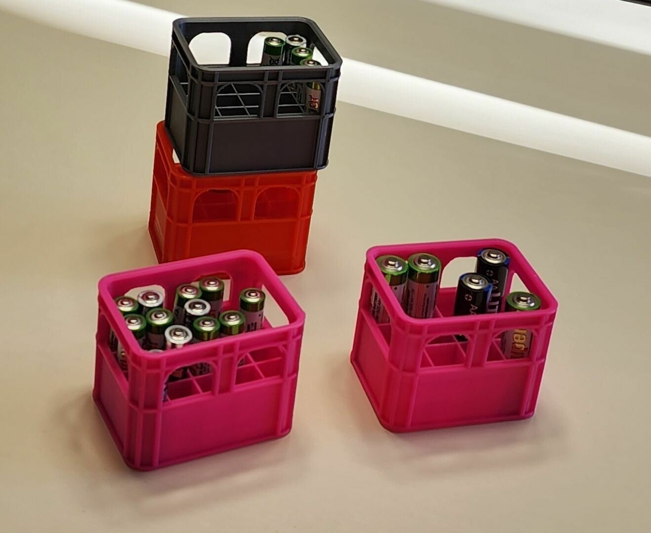 Органайзер / бокс / контейнер для хранения мизинчиковых батареек ААА, цвет розовый - фотография № 7
