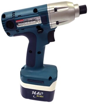 Винтоверт Makita BTD150SA