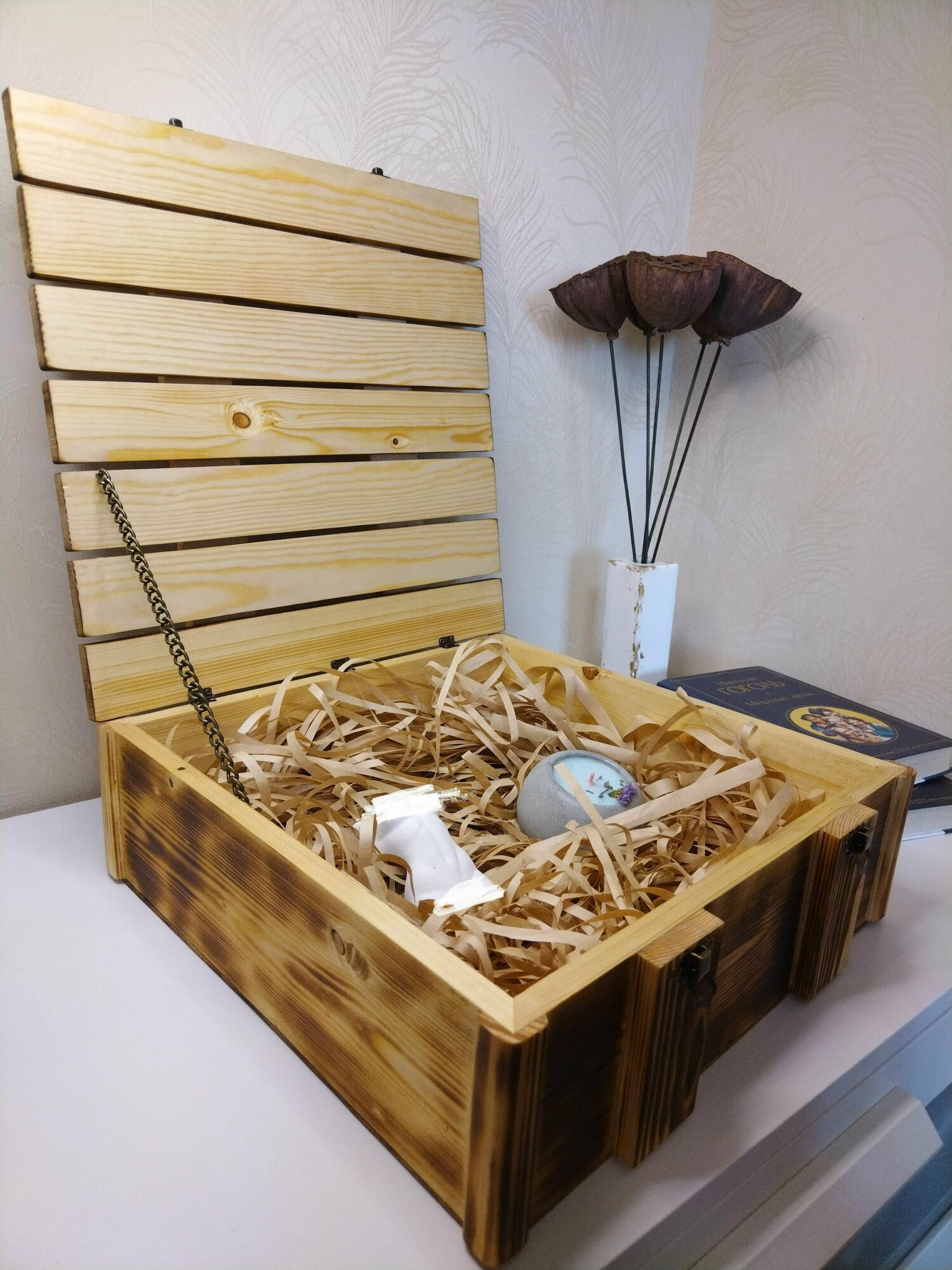 Ящик деревянный с крышкой, ручная работа