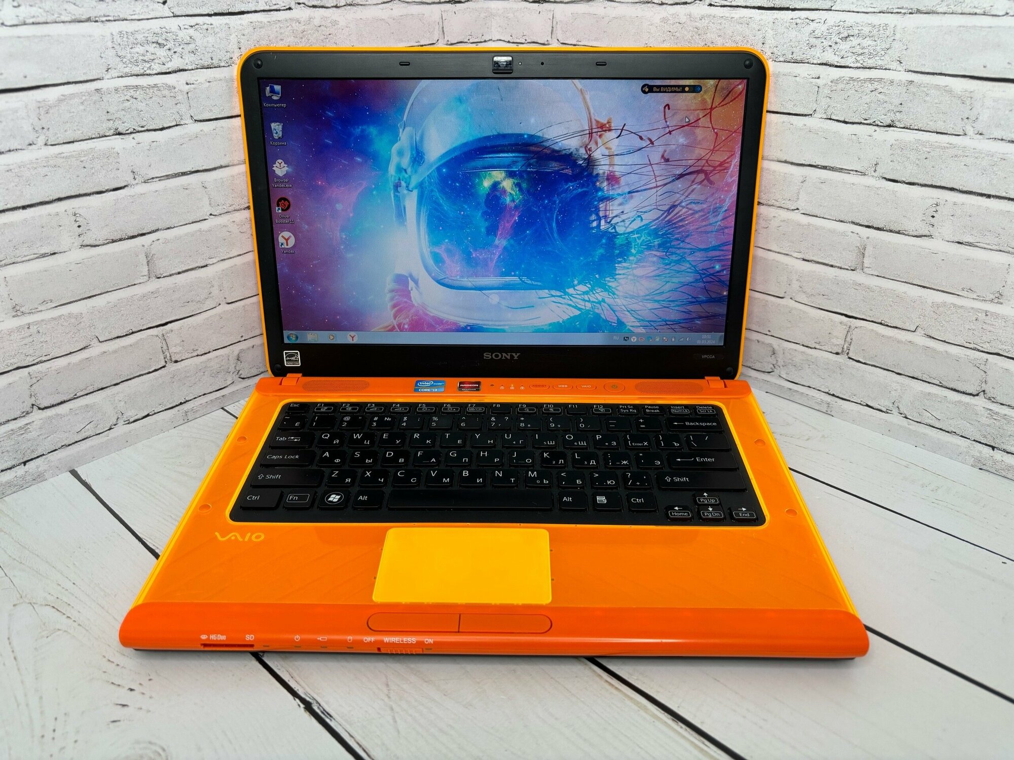 Ноутбук Sony Vaio PCG-61713V i3-2310M/ RAM 12/ SSD 240/ ATI Radeon 6630M — фото 1
