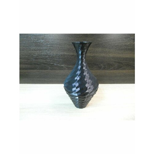 Ваза треугольник 200мм