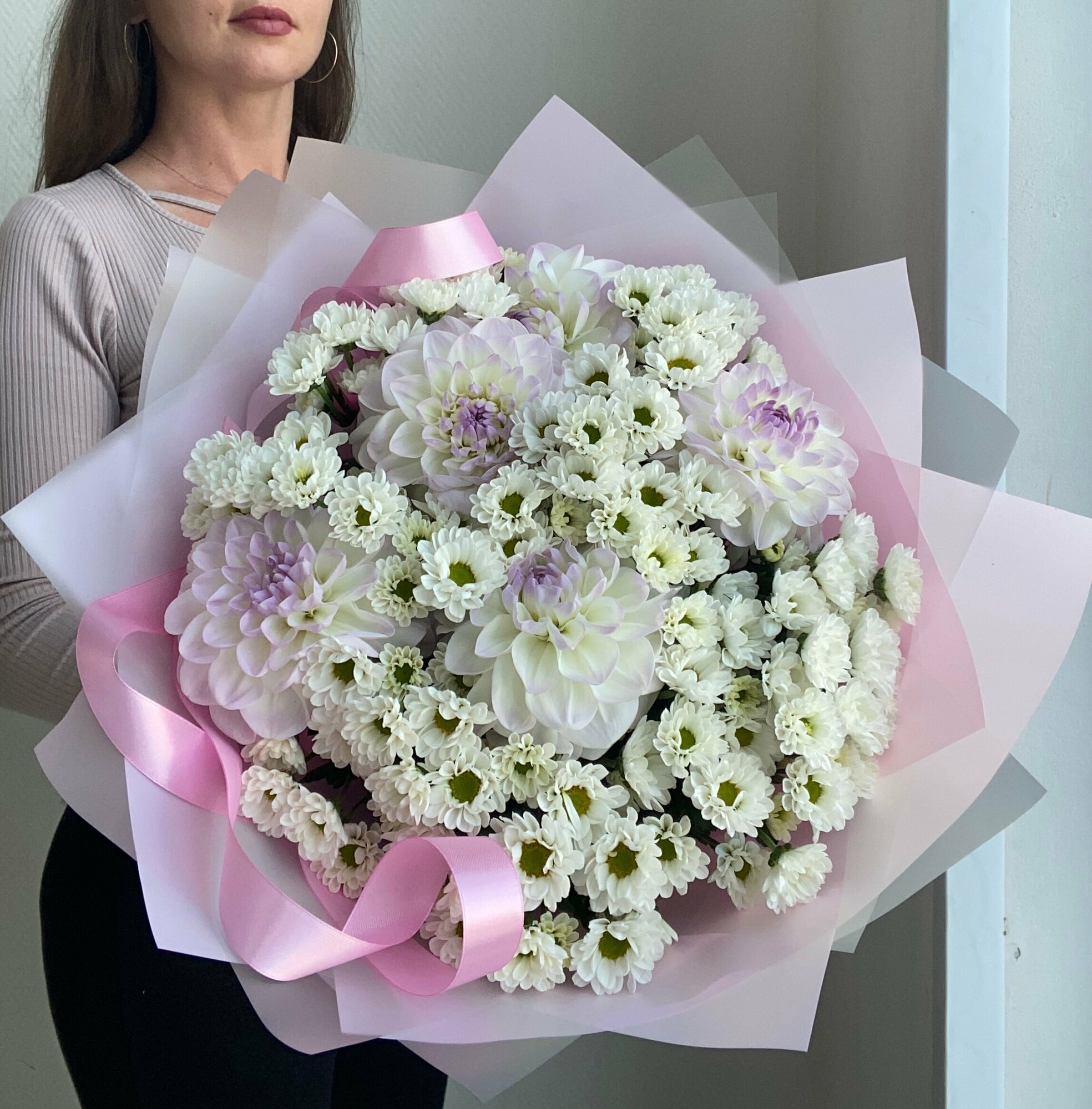 Георгины и хризантемы