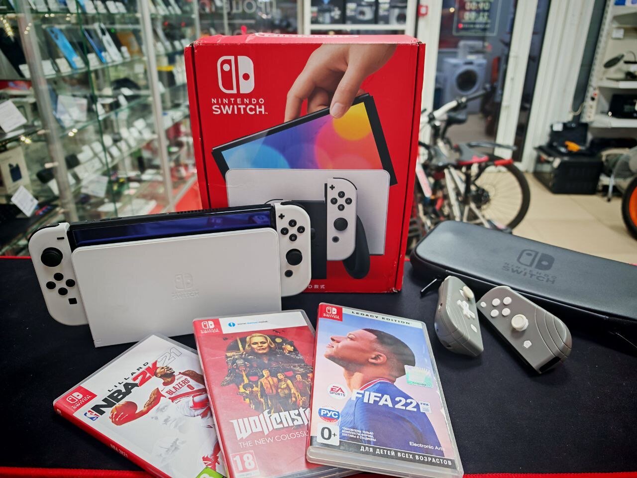 Игровая приставка Nintendo Switch OLED 64 ГБ, с играми, белый