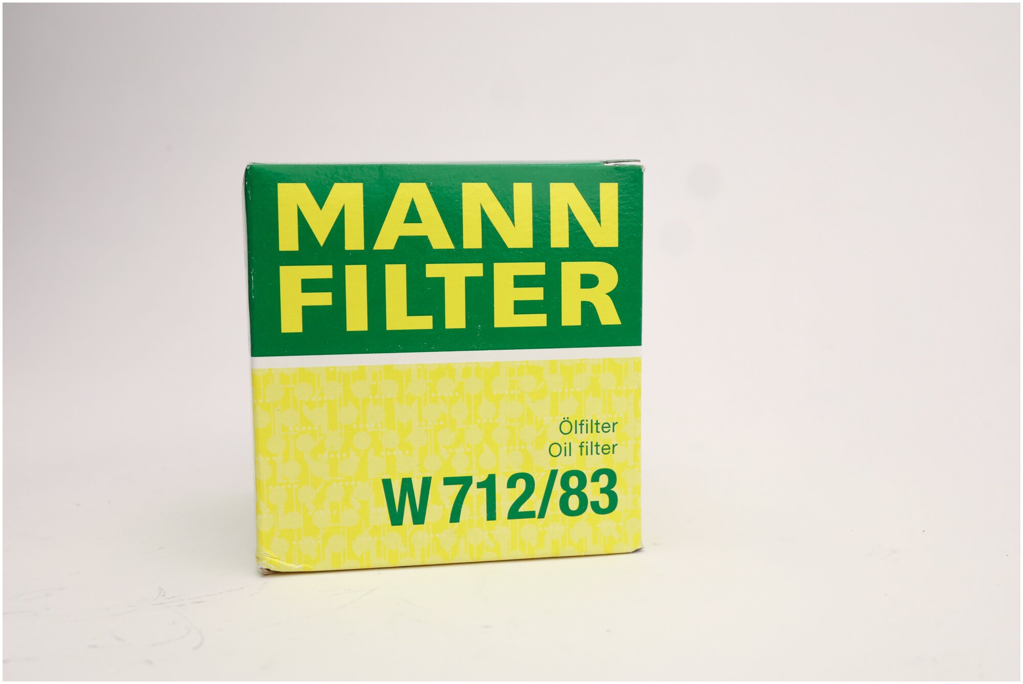 Масляный фильтр MANN FILTER W712/83