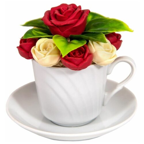 Чайная пара с шоколадными розами
