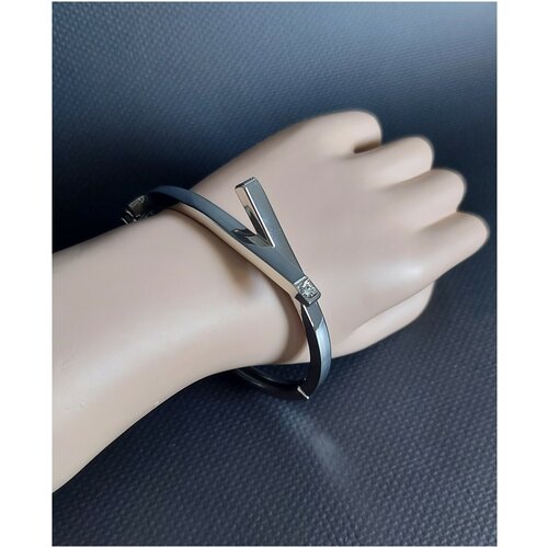 Жесткий браслет, 1 шт., размер one size, диаметр 6 см., серебряный