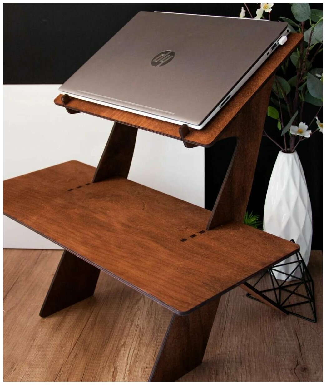 Подставка - стол для ноутбука и клавиатуры