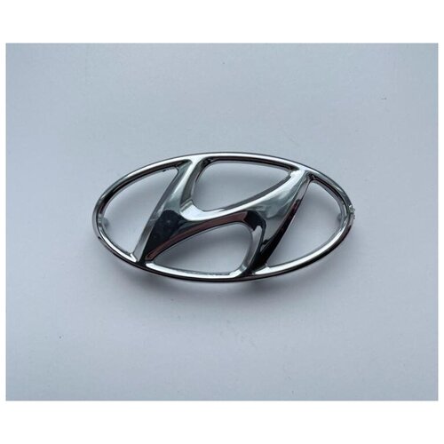 Эмблема на руль Hyundai / Хундай 60x30 мм хром. На ножках