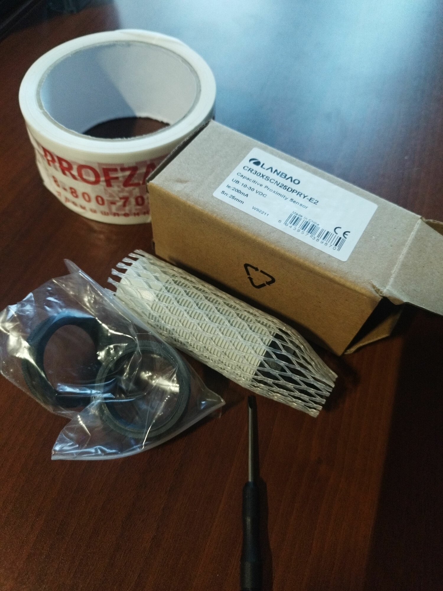 СR30XSCN25DPRY Емкостной датчик M30 раб диапазон 25 мм Lanbao — фото 1