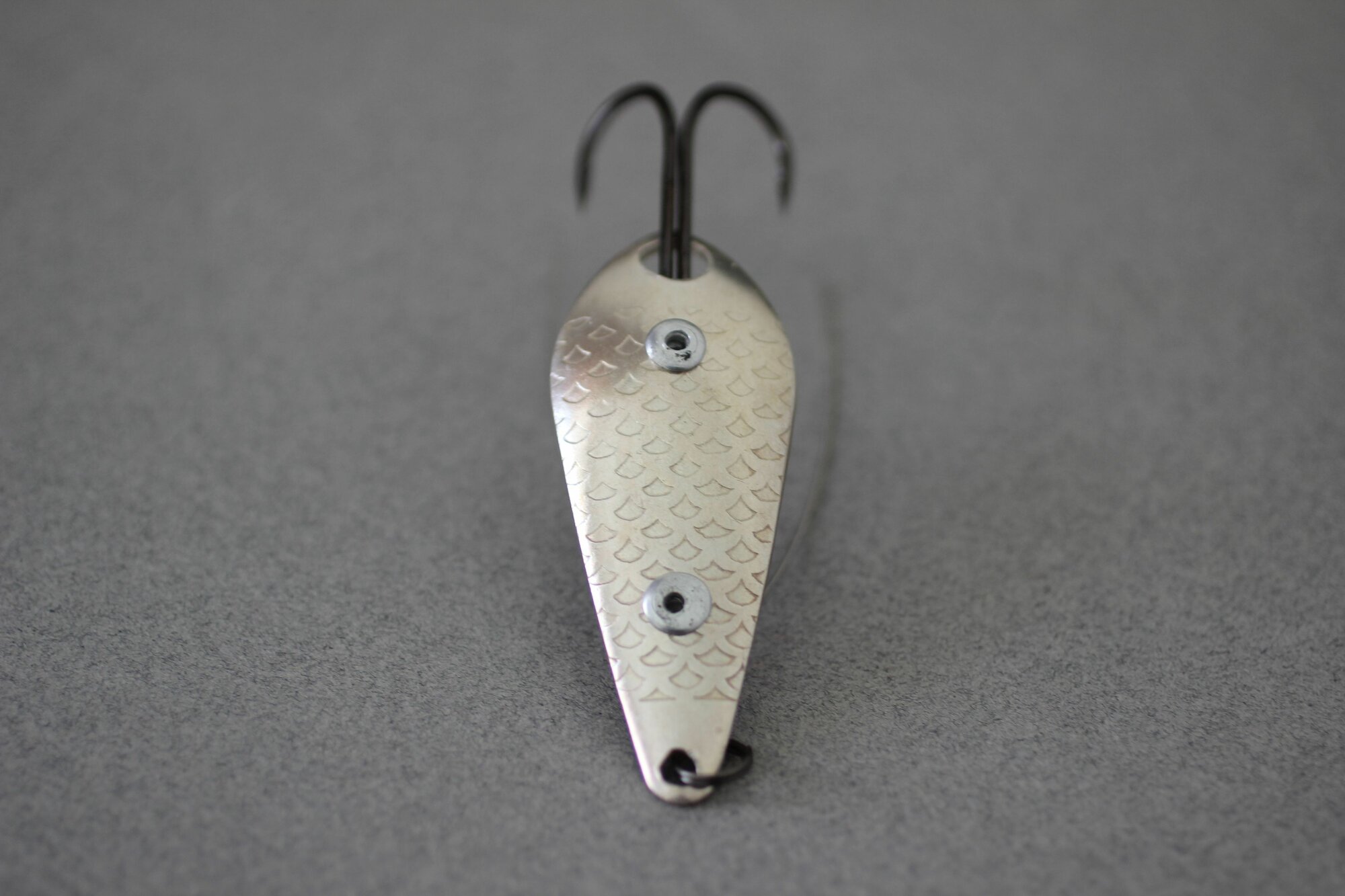 Блесна незацепляйка колеблющаяся Атом 16гр, цвет серебро