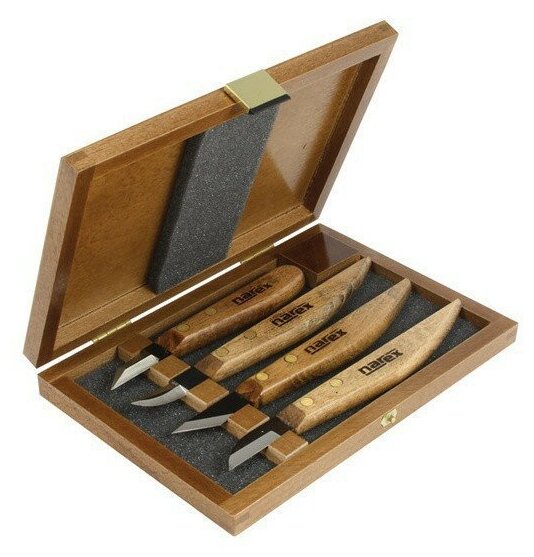 Набор из 4 ножей(резцов) для резьбы по дереву Narex Profi (869100) в деревянной коробке