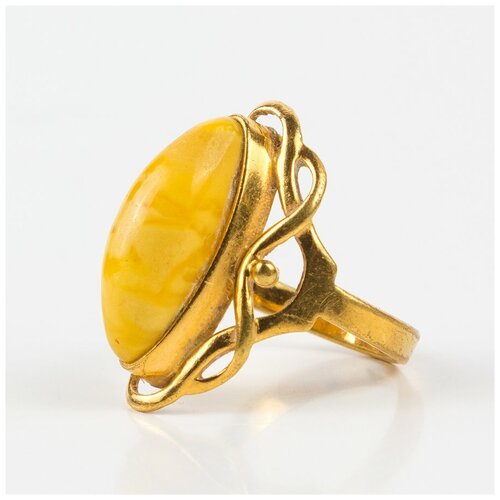 Старинное позолоченное кольцо с натуральным желтым янтарем