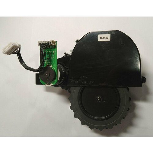 Колесо левое L PBA CODE DJ92-00154A робота пылесоса Samsung SR10M7030WG VR10M7030WGEV VR10M7010UWEV 3000₽