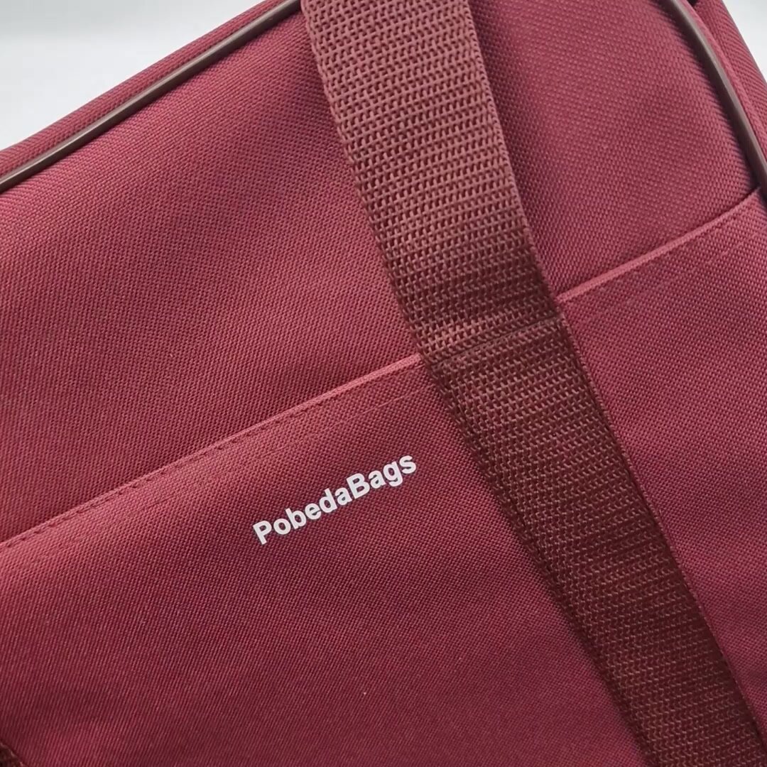 Сумка дорожная PobedaBags, 26 л, 27х30х36 см, ручная кладь, вишневый — фото 1