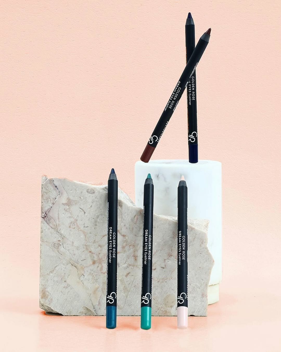 Карандаш для гпаз т. м. "GOLDEN ROSE" DREAM EYES EYELINER, тон 426 — фото 1