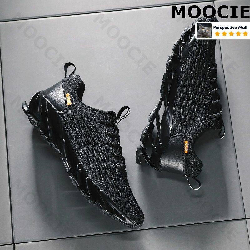 Кроссовки MOOCIE