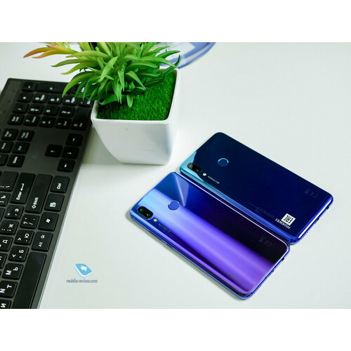 Характеристики Смартфон Huawei P Smart 2019 4128Gb синий 9877₽