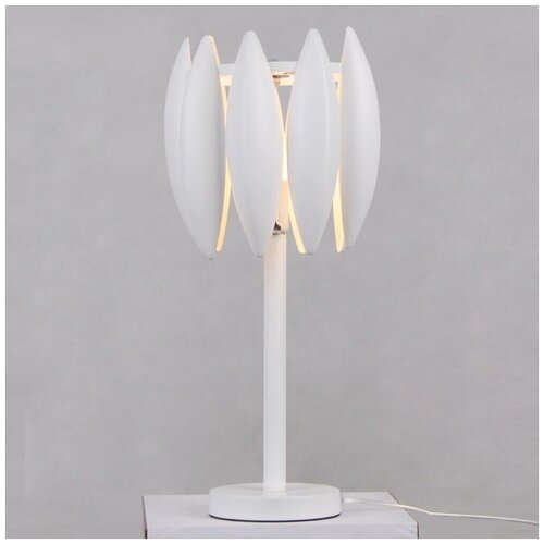 Настольная лампа Lumien Hall Хортенс 33067.04.09.01