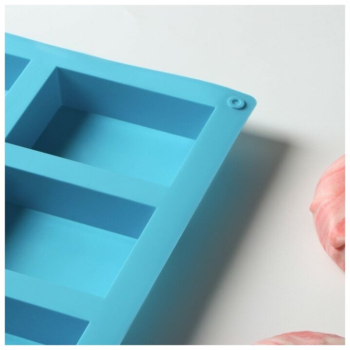 Форма силиконовая для выпечки Доляна «Прямоугольник», 22,5×21×2 см, 6 ячеек (5,8×8,2 см), цвет микс