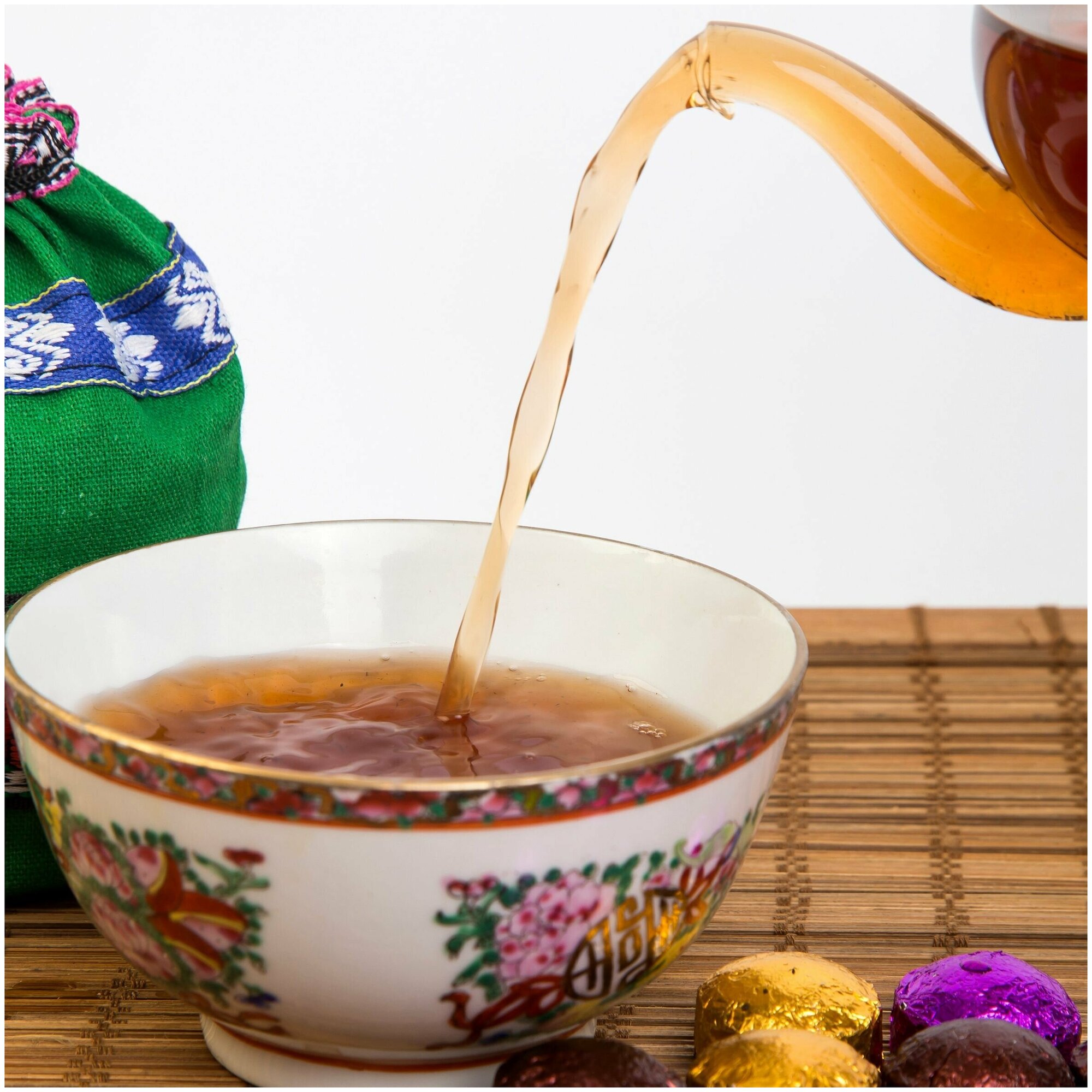 Чай Китайский Шу и Шен Пуэр прессованный подарочный набор в мешочке ассорти 4 вида160 гр. 30 шт - фотография № 3