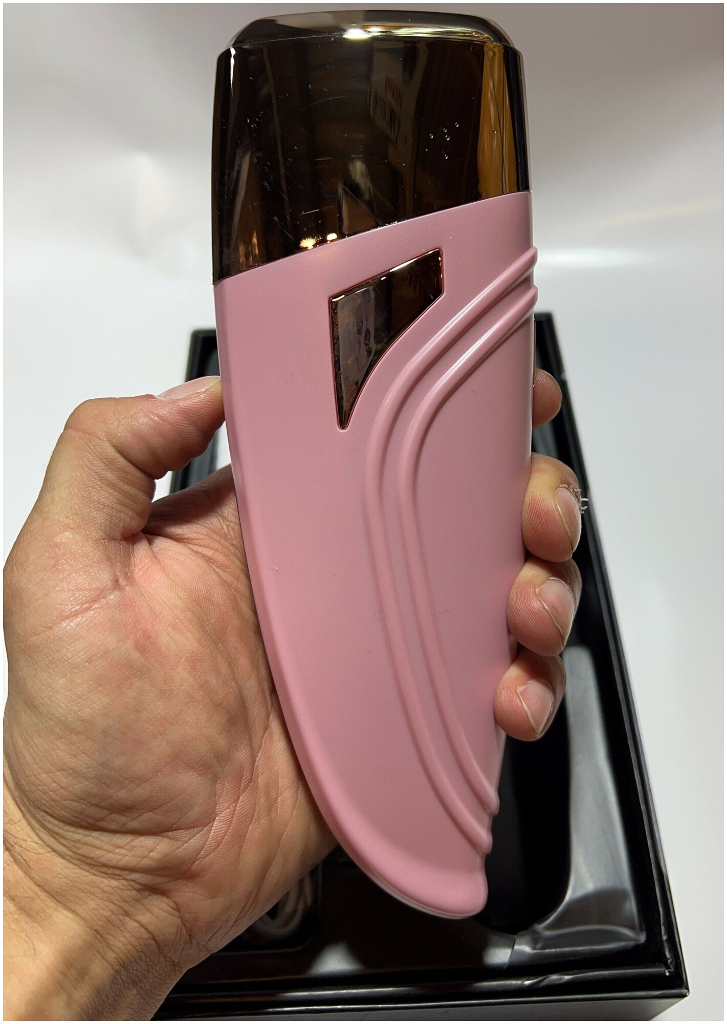Лазерный эпилятор с охлаждением / фотоэпилятор для удаления волос по технологии IPL - розовый. - фотография № 2