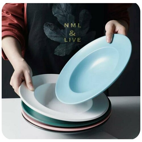 Голубая тарелка глубокая 23 см для пасты, супов, салатов