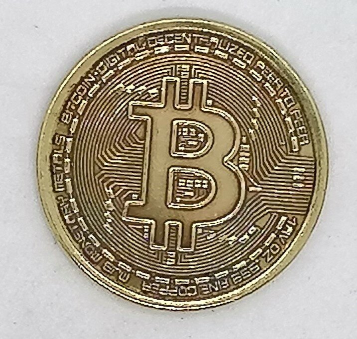 Монета сувенирная "биткоин"