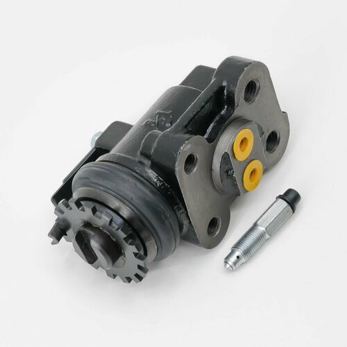 Рабочий тормозной цилиндр передний MMC FUSO 48524236 диаметр 36 с прокачкой левый ASUKI 5225₽